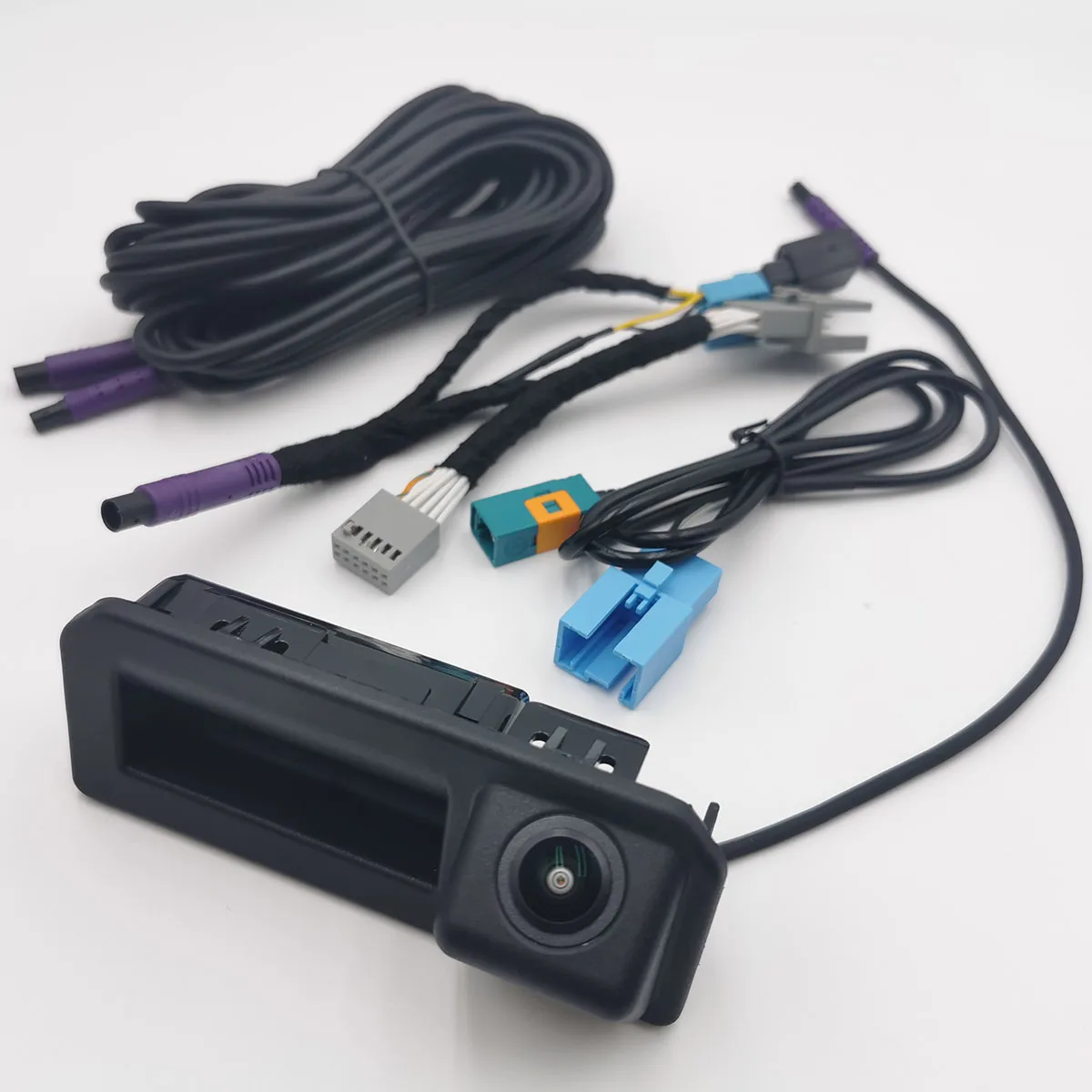

Bornwin CanBus Reversing Dynamic Trajectory Car Rear View Camera for Audi MIB Q3 2021For Original Screen