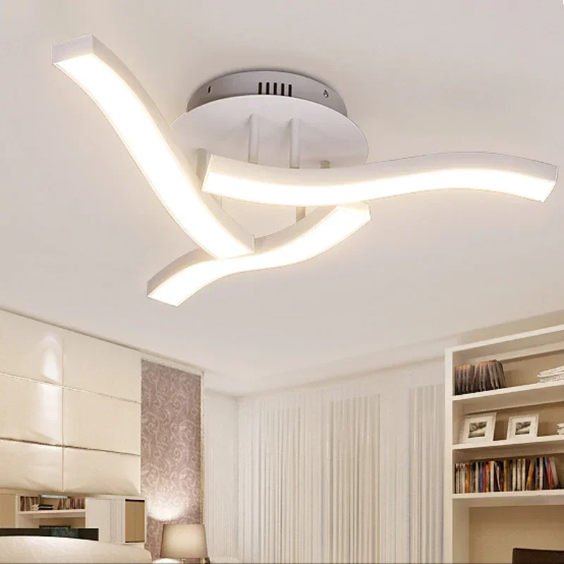 Plafonnier LED au design moderne, luminaire décoratif d'intérieur, idéal pour un salon, une chambre à coucher ou une salle d'étude