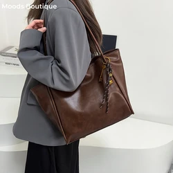 MOODS Vintage Big Tote Bags For Women Soft PU Leather Large Capacity Shopper Shoulder Totes With Pendant 2024 Winter New Handbag