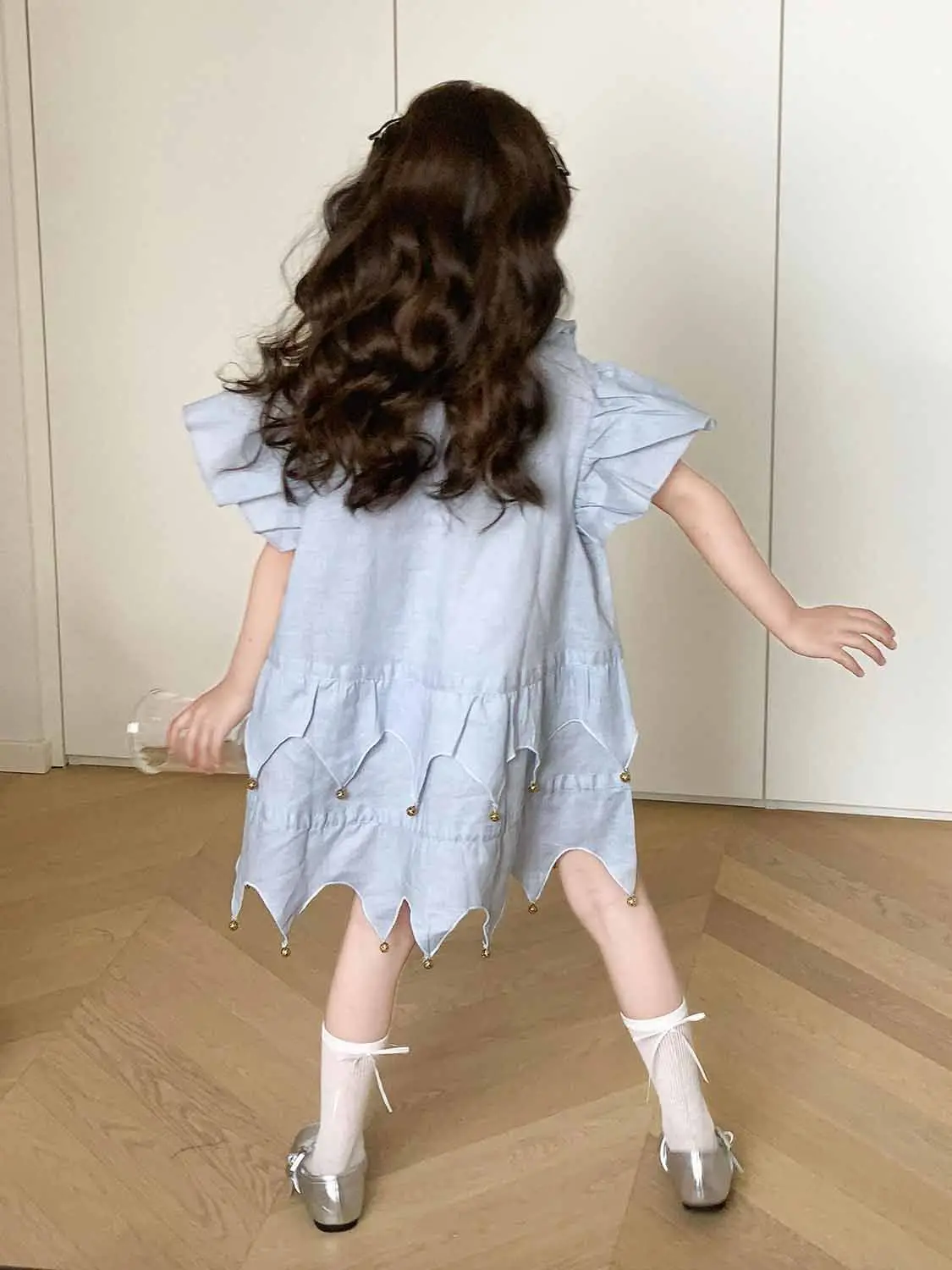 Korean version of girls' 2026 summer new blue fly sleeve shirt dress, little girl lotus collar princess dress