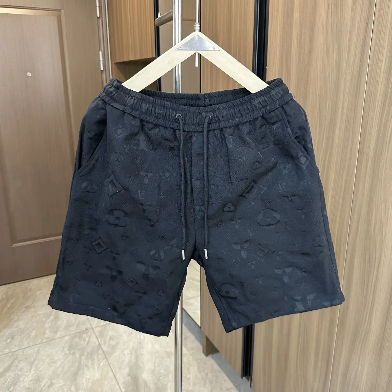 2024 Thin Sports Quick-Drying Shorts Men Letters Full Printed Casual Shorts Internet Celebrity Loose Retro Beach Pants 5 Points