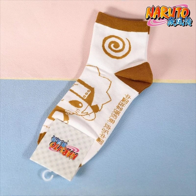 New NARUTO Uzumaki Naruto Uchiha Itachi cartoon cute knitted socks students comfortable sweat-absorbent breathable sports socks view 3