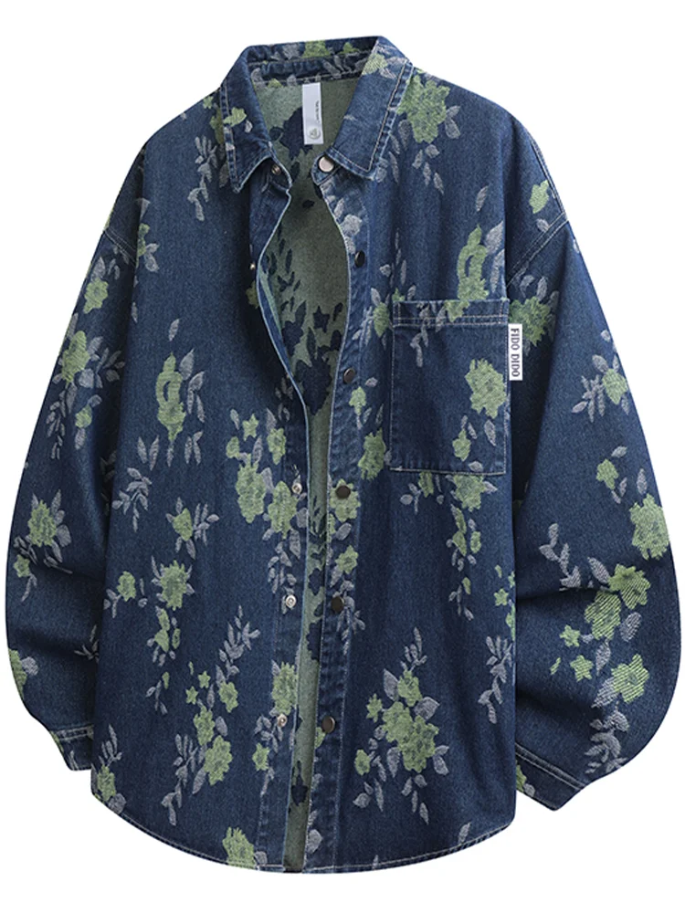 

Синяя джинсовая рубашка с зеленым цветочным узором