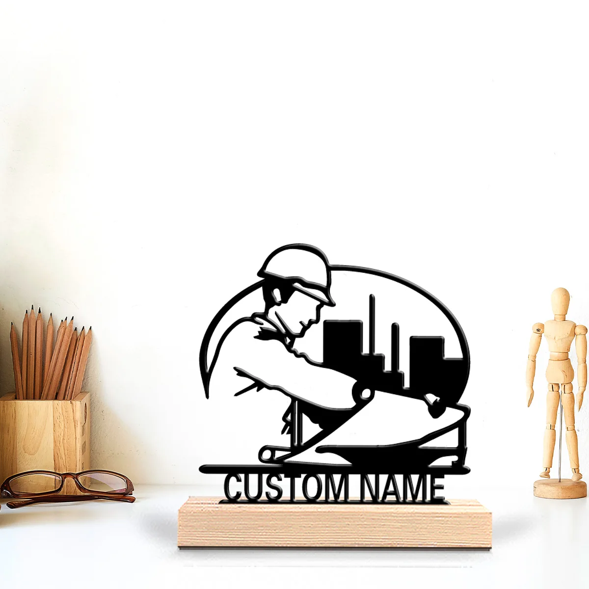1pc Fashion Personalized Custom Construction Workers' Work Metal Statues Metal Art With Wooden Base Suitable For Office, Bedroom