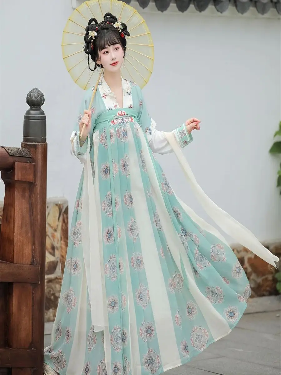 Chinese Style Hanfu Set - One-Piece Qixiong Dress (Retro-Inspired Spring/Summer Women's Outfit) Chinese Traditional Costume