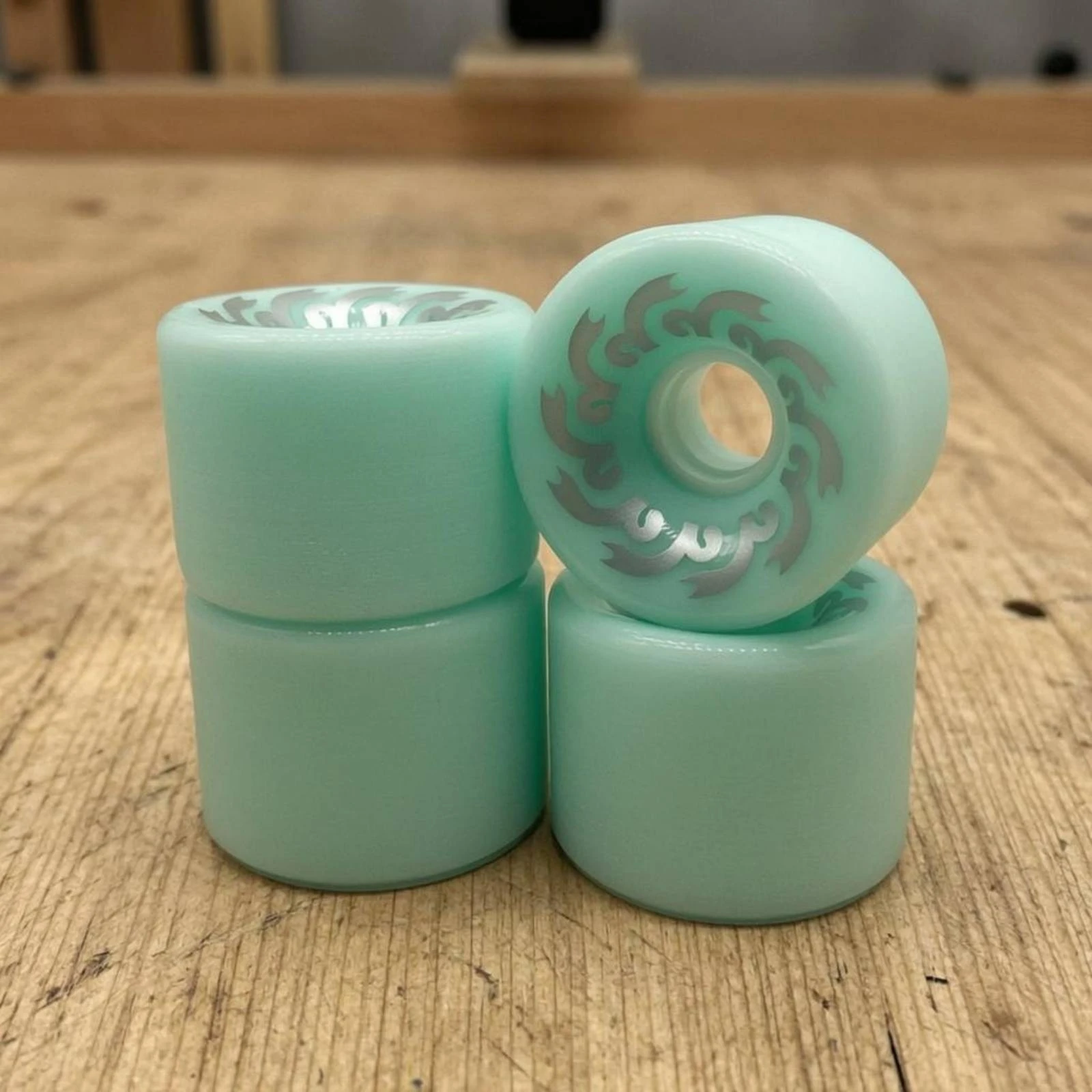 

4 Pieces 70x51 Road Wheel Even Rolling Land Surfboard Wheel Replacement Roller High Rebound PU Sports Gear Part for Cruising