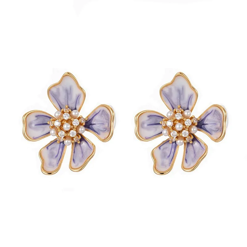 أقراط على شكل زهرة من اللؤلؤ الطبيعي للنساء أقراط بتصميم عتيق ومتخصص إكسسوارات أذن على الطراز الصيني الجديد