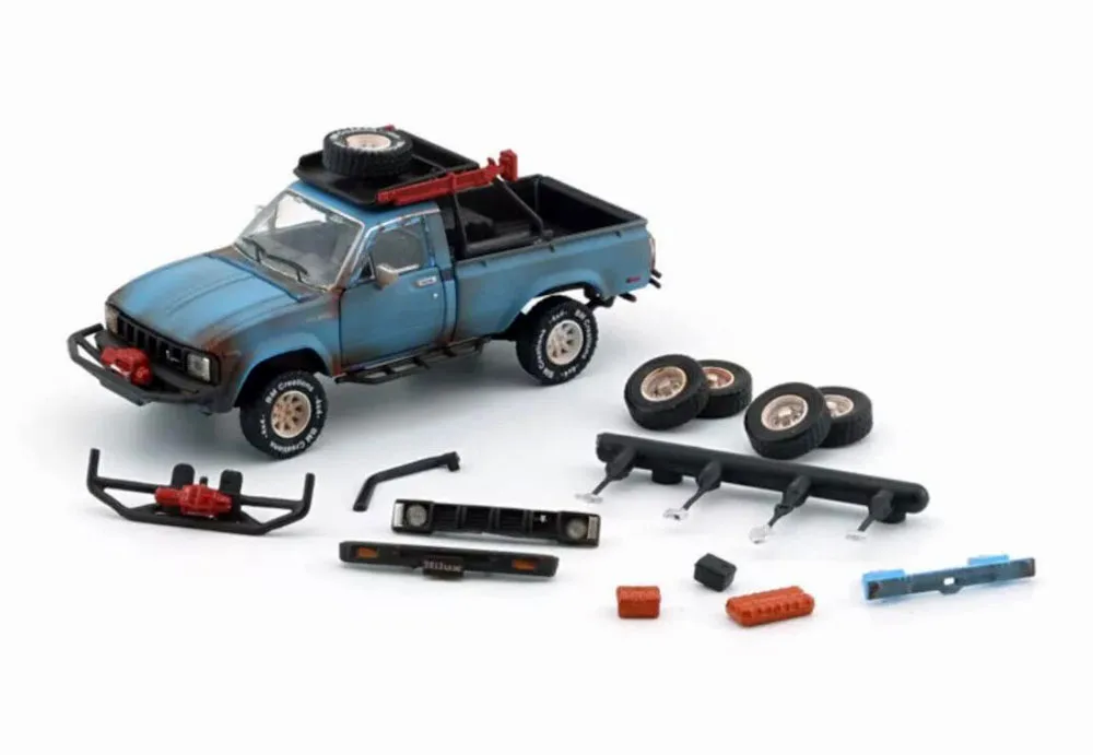

Новый пикап BMC 1:64 Hilux 1980 N60 N70 серии от BM Creation, литой под давлением, имитация игрушечного автомобиля из сплава, модель для коллекции, подарок