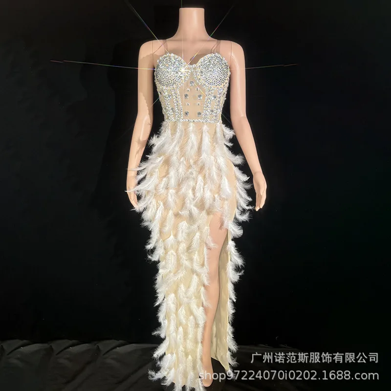 2025 Abito da fidanzamento con spacco alto e piume di fascia alta di lusso Abito da sera per cerimonia di premi per riunioni annuali dell'azienda sul tappeto rosso