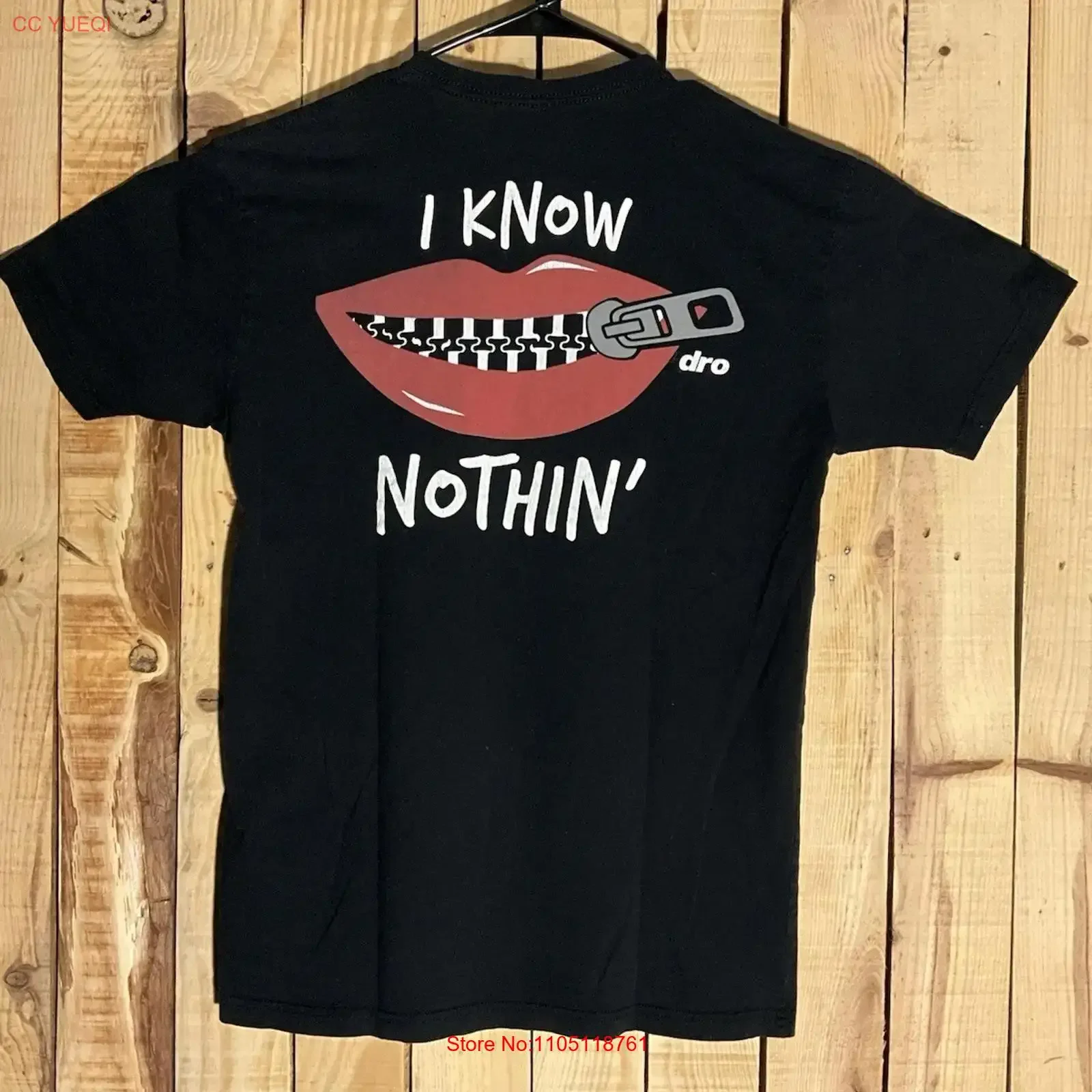 Dro I Know Nothin Zipped Lips All We Is Hustle Black T Shirt Men s Medium long or short sleeves vintage Washed Versatile homme