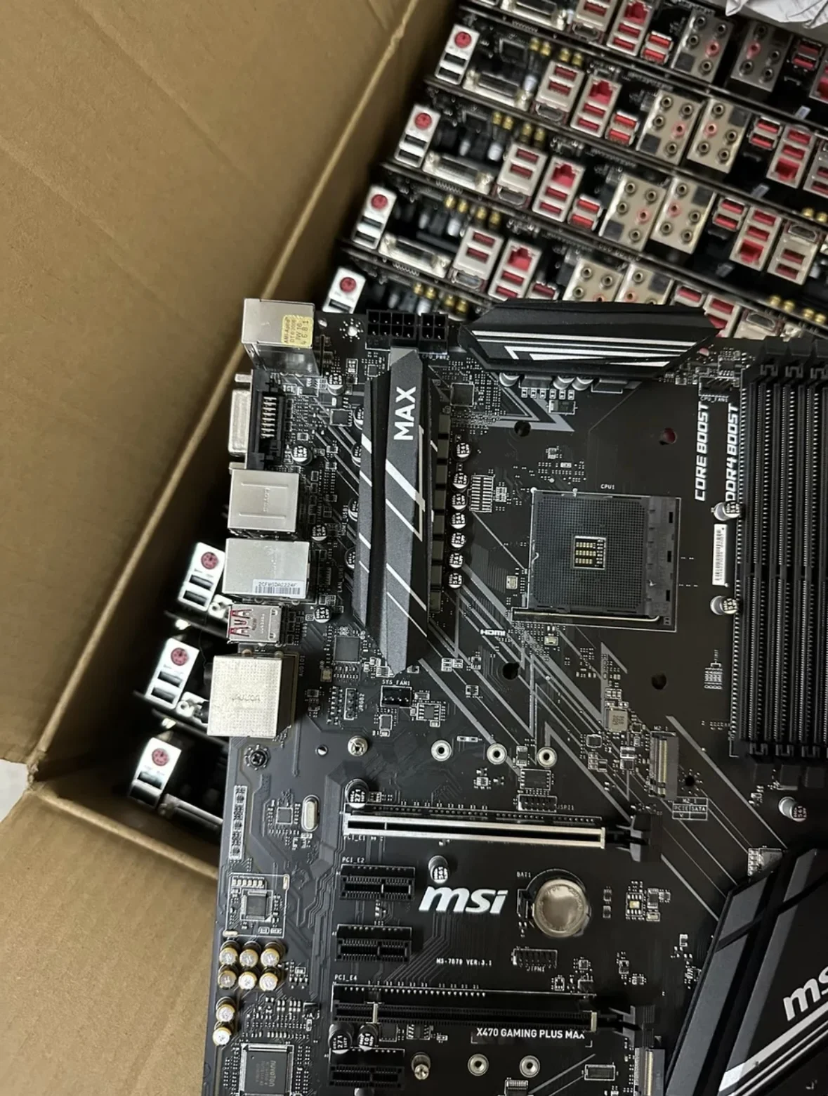 Msi X470 GAMING PLUS MAX large board double M.2 interface 90% new original disassembly machine with original baffle used test fu