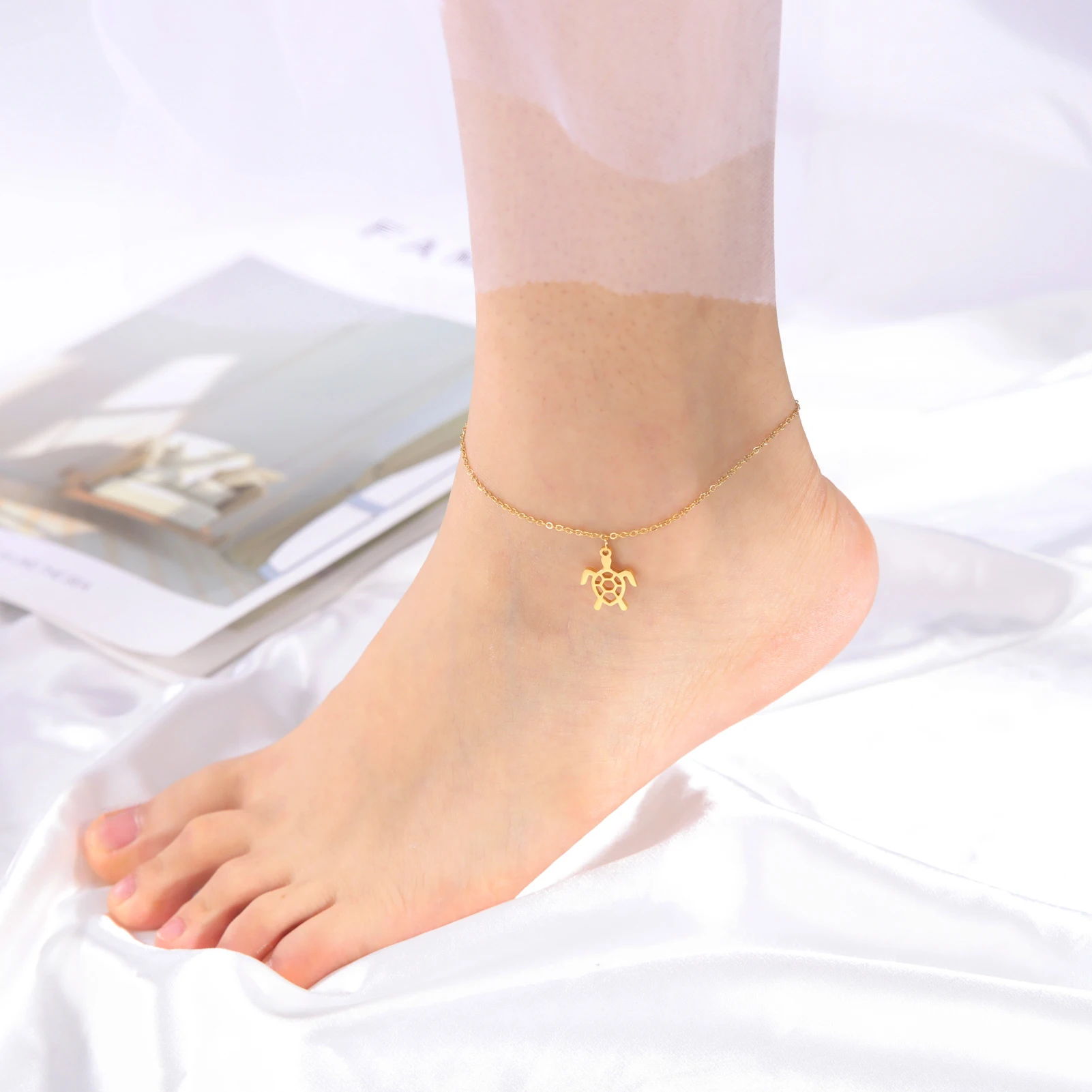 

Kkjoy Cute Turtle Animal Tortoise Pendant Anklet Leg Foot Ankle Bracelet Stainless Steel Jewelry Beach Gift for Friend