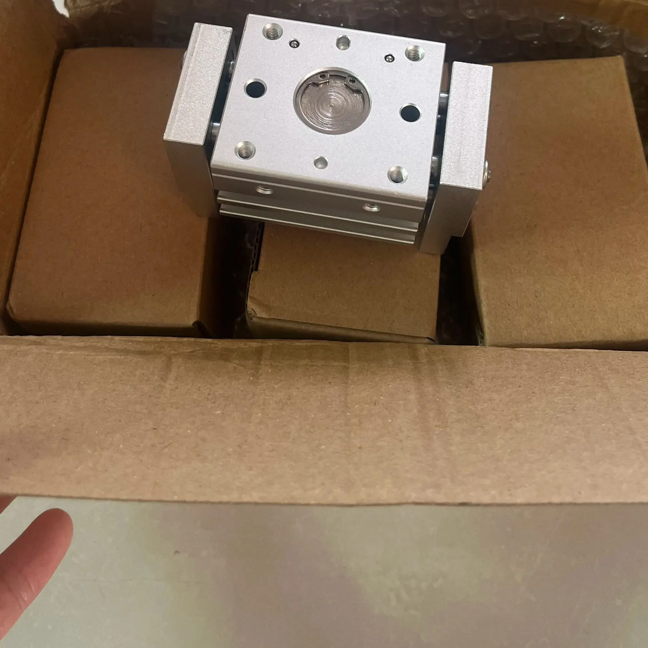 

Parallel Pneumatic Gripper Finger MHL2-10D/16/20x25D/32D/40 Air Cylinder