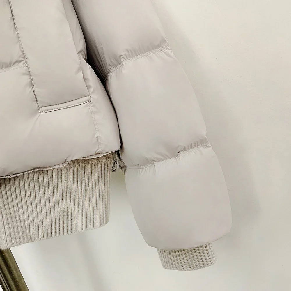 OFTBUY 90 Weiße Daunenjacke, flauschig, warm, mit Reißverschlusstaschen, gesteppte kurze Jacke, Winterjacke, echtes Fuchsfell, großer Kragen – Detail 10