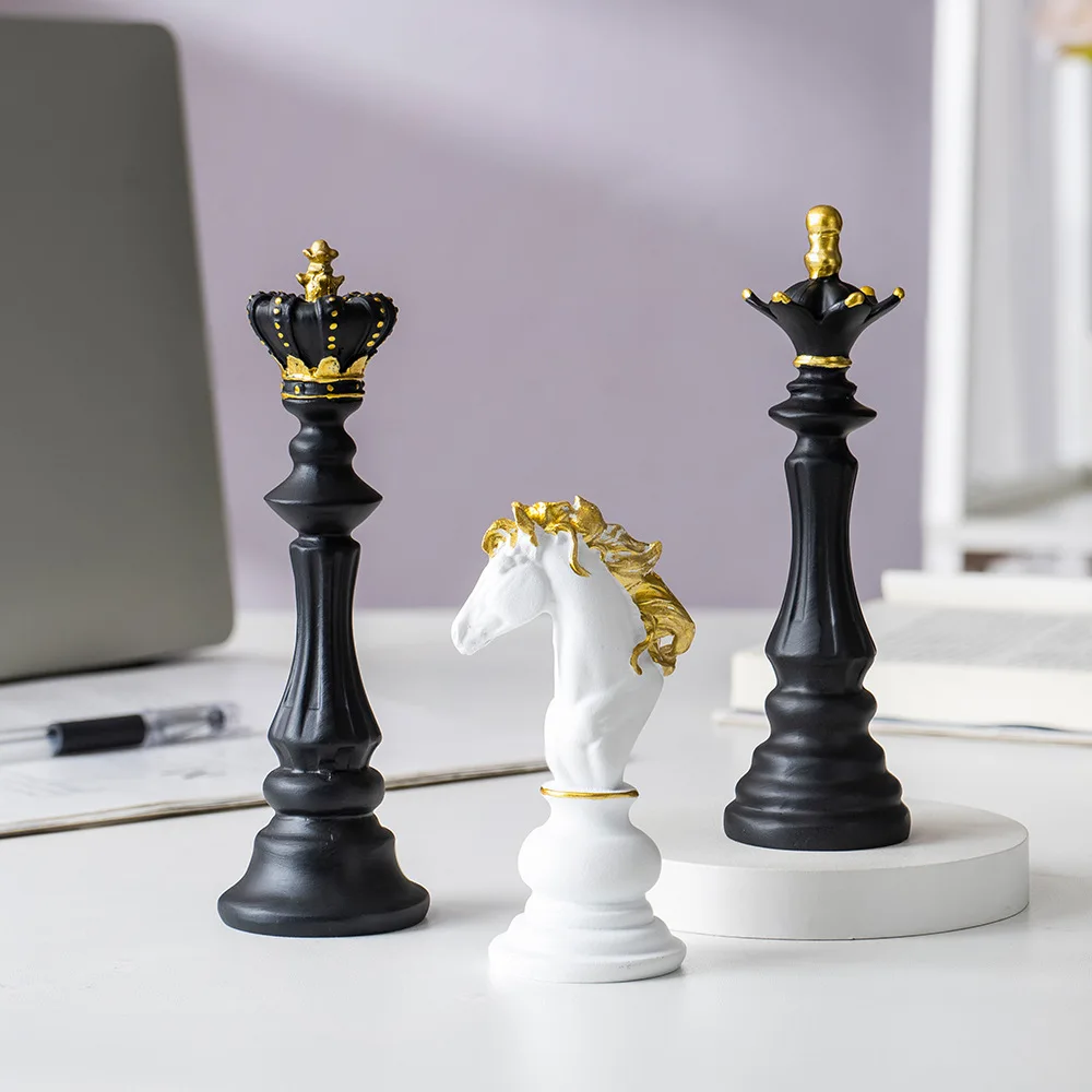 Chess Horse Statue Modern Creative Resin Craft Metal Figurines For Home Living Room Tabletop Ornament Gift Wholesale Ornament