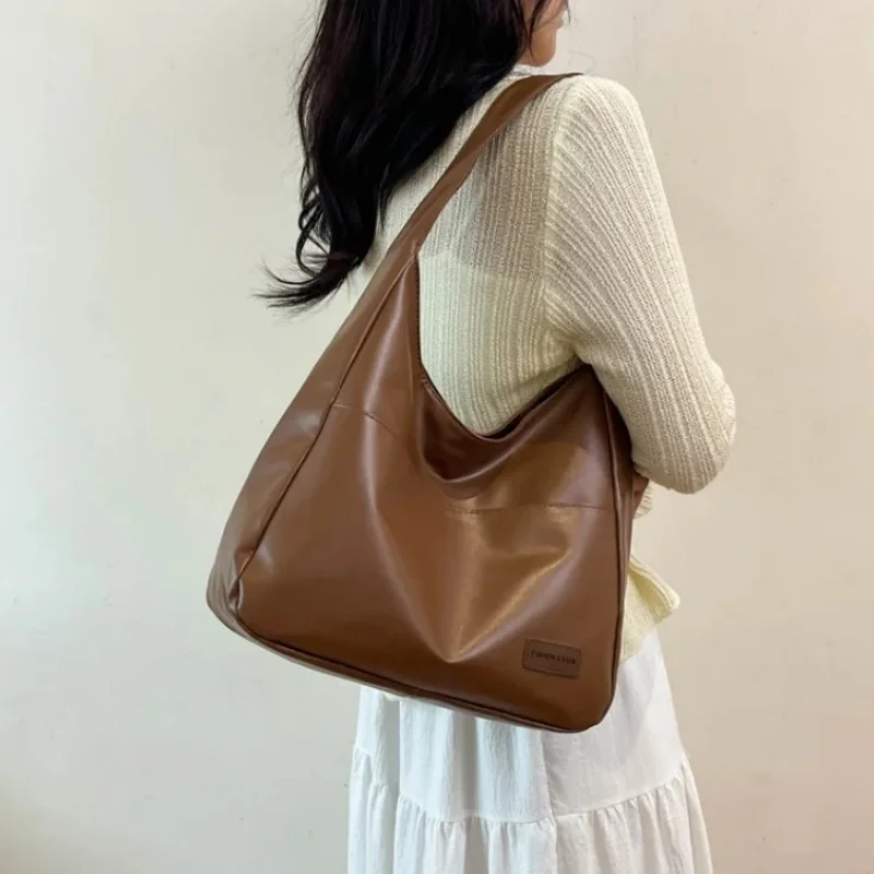 

Винтажная женская сумка из искусственной кожи 2025 года, новый стиль, большая высококачественная модная роскошная дизайнерская сумка на плечо, сумка подмышками