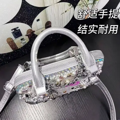 Bolso de diamantes Kawaii Hello Kitty, bolso hecho a mano de Anime para chica bonita, avanzado, KT, lleno de diamantes, hecho a mano, regalo de Festival versátil a la moda