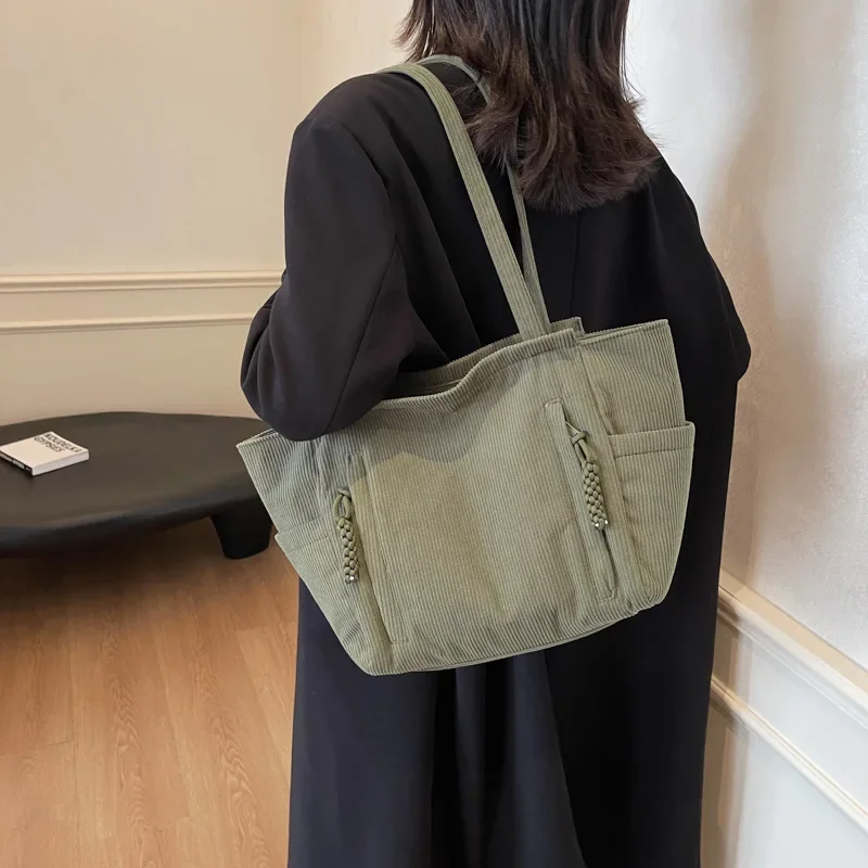 Nuevo bolso de mano japonés y coreano para mujer, bolso de compras portátil de pana de gran capacidad, bolso de hombro informal versátil a la moda