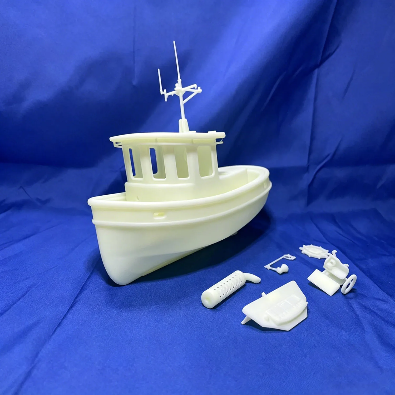 

1/24 RC Ships 20cm 180cc Motor Remote Control Tugboat 3D Printed RC Schiffe Model Kit Ship Toy