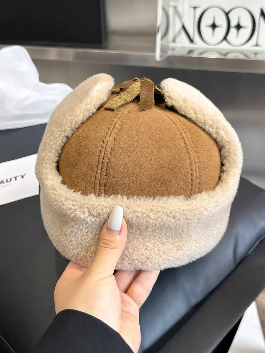 

Мужская кожаная шапка-бомбер с ушками, кепка на меховой подкладке в русском стиле пилота, защита ушей из зимней шерсти