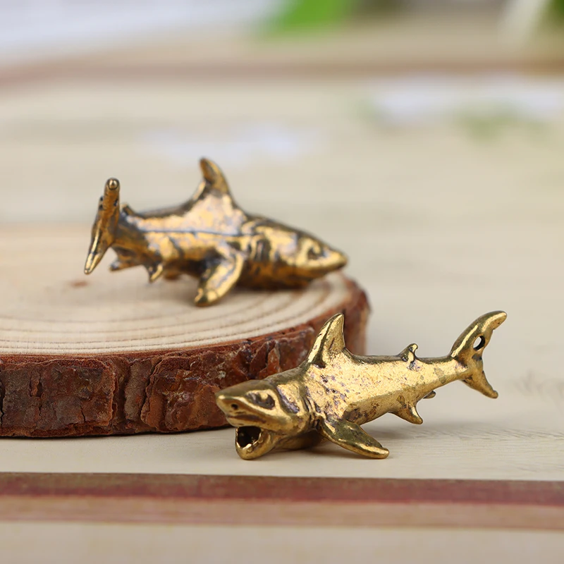 Estatuetas De Animais De Tubarão De Latão, Miniaturas Desktop Ornamento, Artesanato De Decoração Para Casa, Pingente De Chaveiro Vintage, Presente Da Jóia, 1Pc