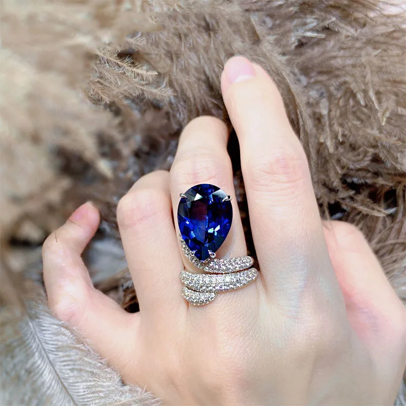 2023 New Brilliant Retro Water Drop Blue aaa Cubic Zirconia Adjustable Winding Wedding Ring for Women Dinner Party Jewelry Gift