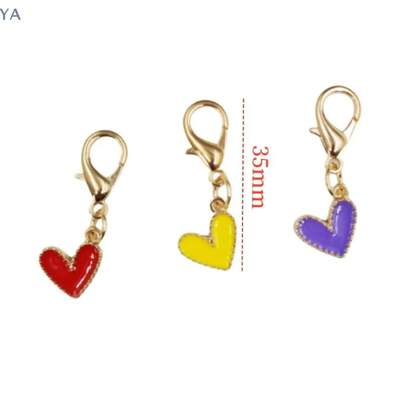 [L] 10 Stück Bunte Liebes-Metall-Schlüsselanhänger 10-teiliges Set Exquisiter Herzförmiger Anhänger Personalisierte Schlüsseldekoration Taschenanhänger