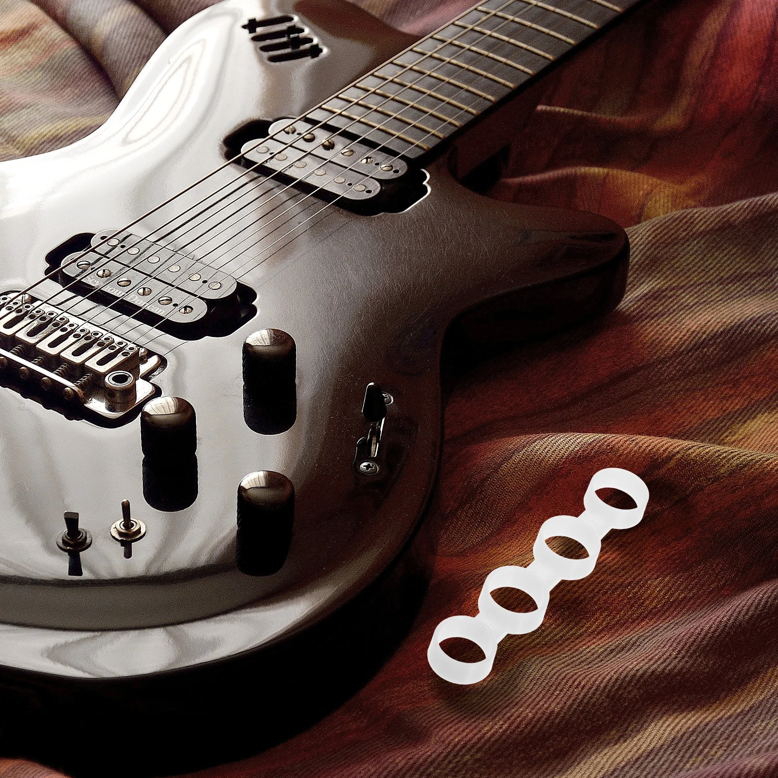 

Guitar Finger Expander Durable Training Tool for Beginners Improve Hand Flexibility and Guitar Finger Expander