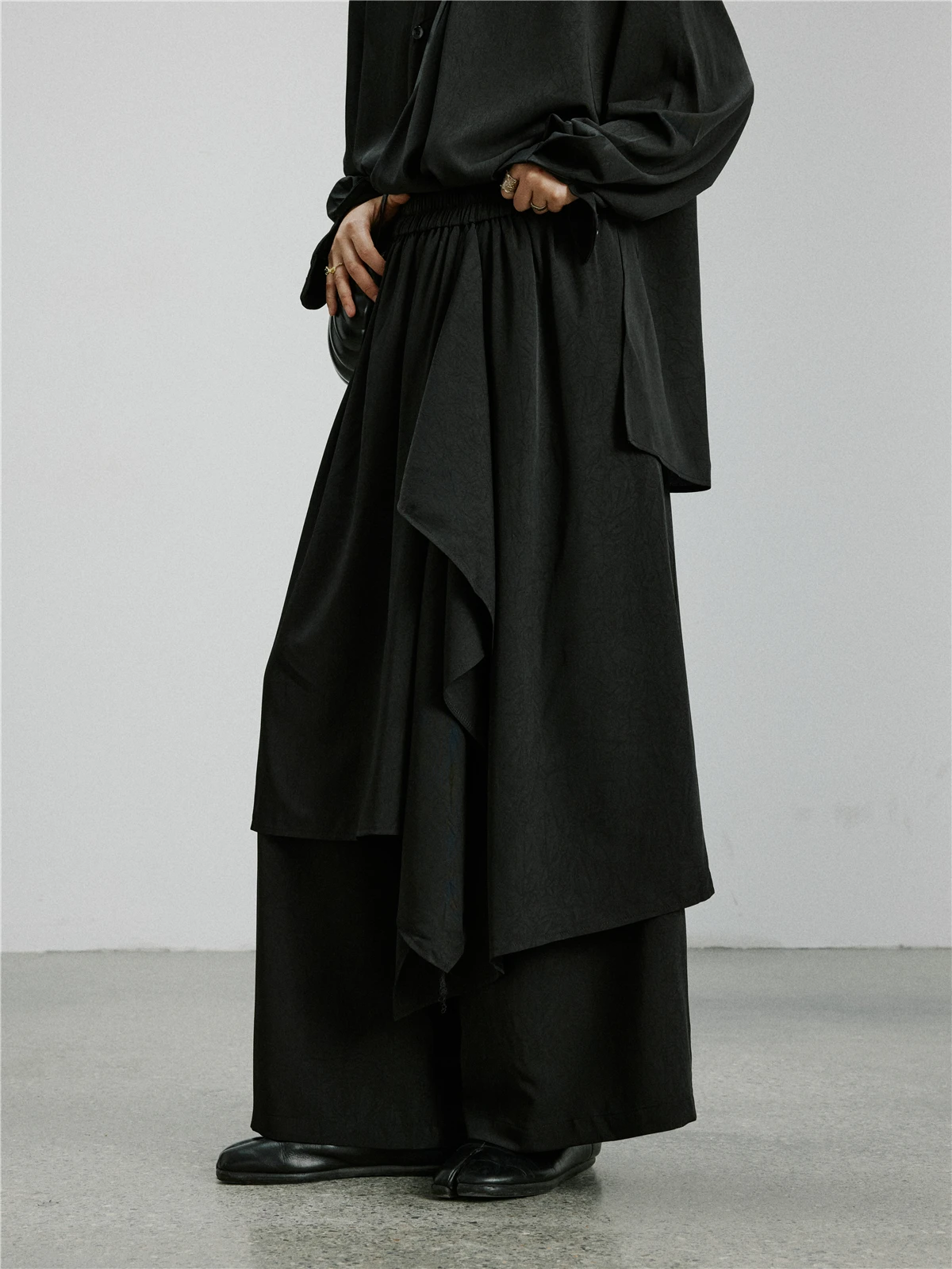 Sunyvonne Dark Style Deconstructed Wide Leg Pants Skirt Design Sense Irregular Hemline Fake Two-Piece Ensemble Casual Trousers