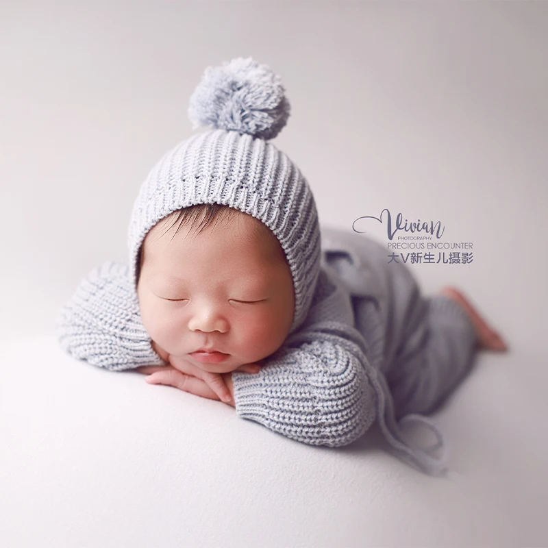Newborn Photography Props Sky Blue Cute Knitted Outfit with Hat Blanket Backdrop Clothing Theme Set for Baby Studio Photoshoot