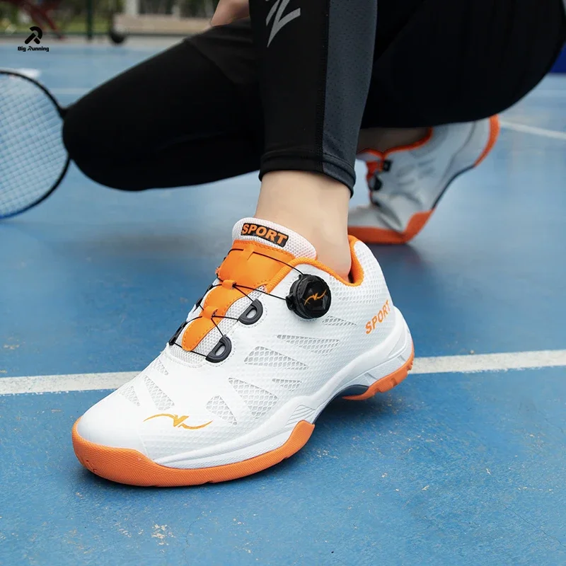 2025 New Badminton Tennis Sports Shoes Men Table Tennis Shoes Women Competition Breathable Outdoor Squash Shoes