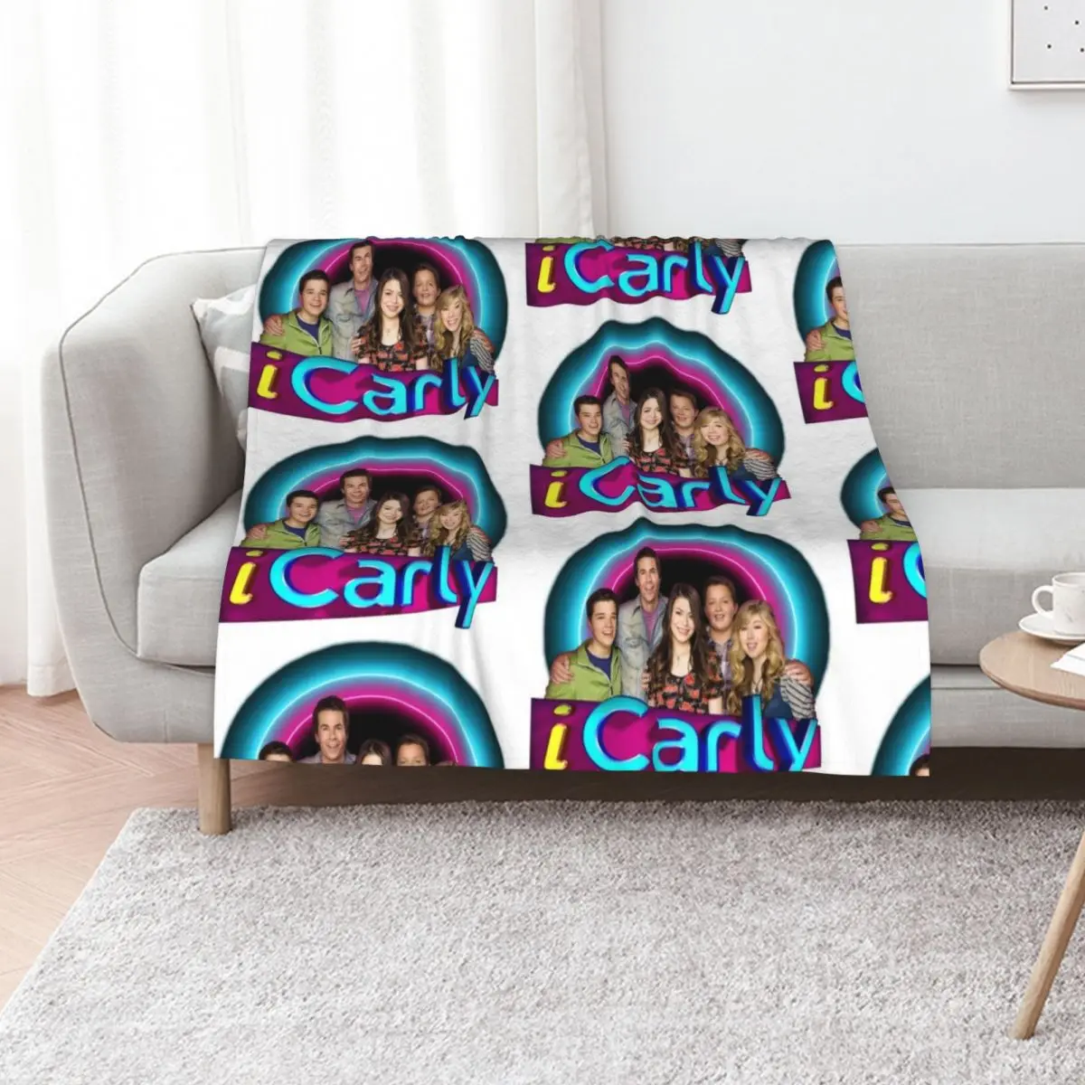 iCarly and Friends Throw Blanket Bed anime Furry Extra Large Throw Flannel Fabric Thermal Blankets
