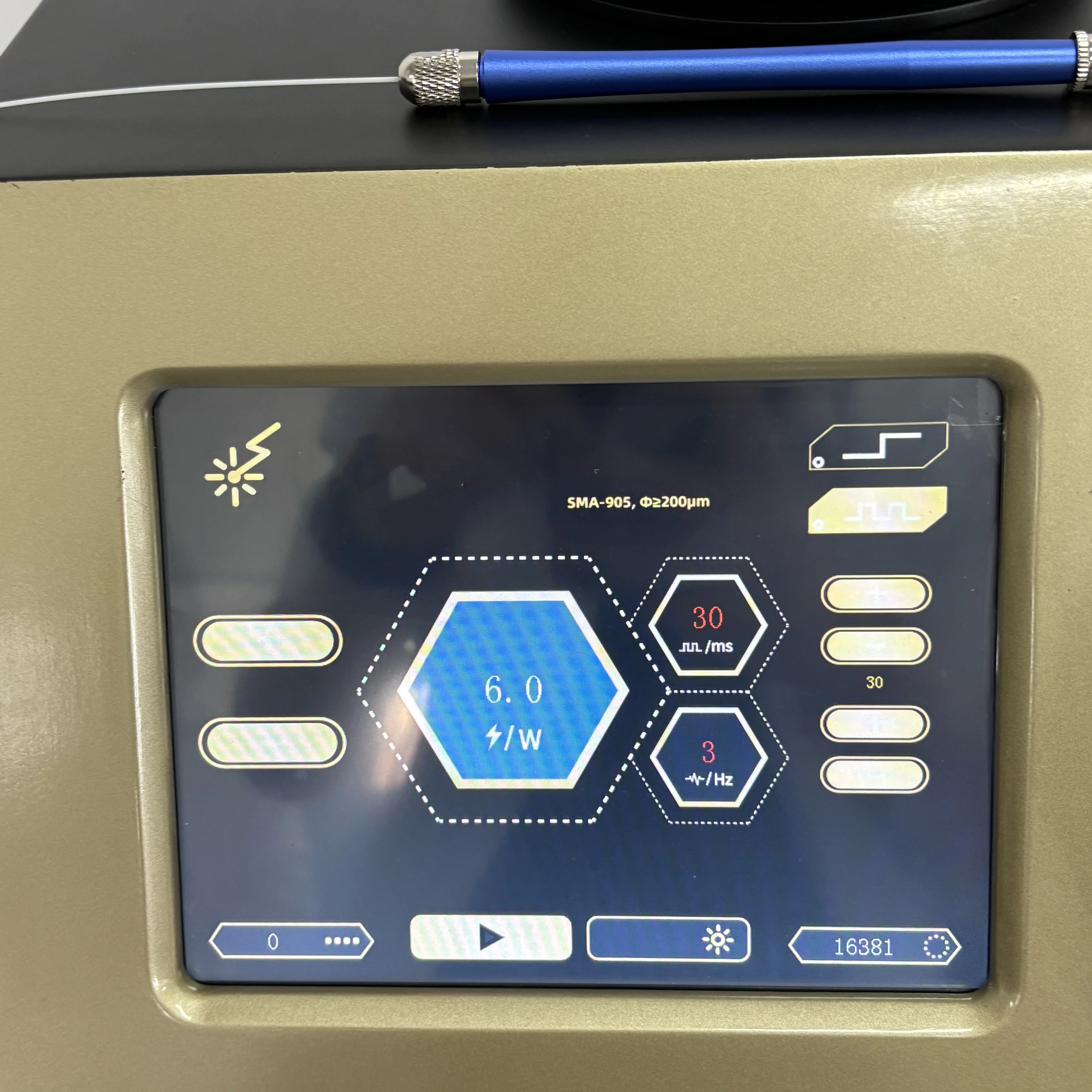 Professional 15W 635nm Fiber Diode Laser Lipolysis Slimming Body Shaping Device Fat Reduction Endo Face Lifter Beauty Equipment