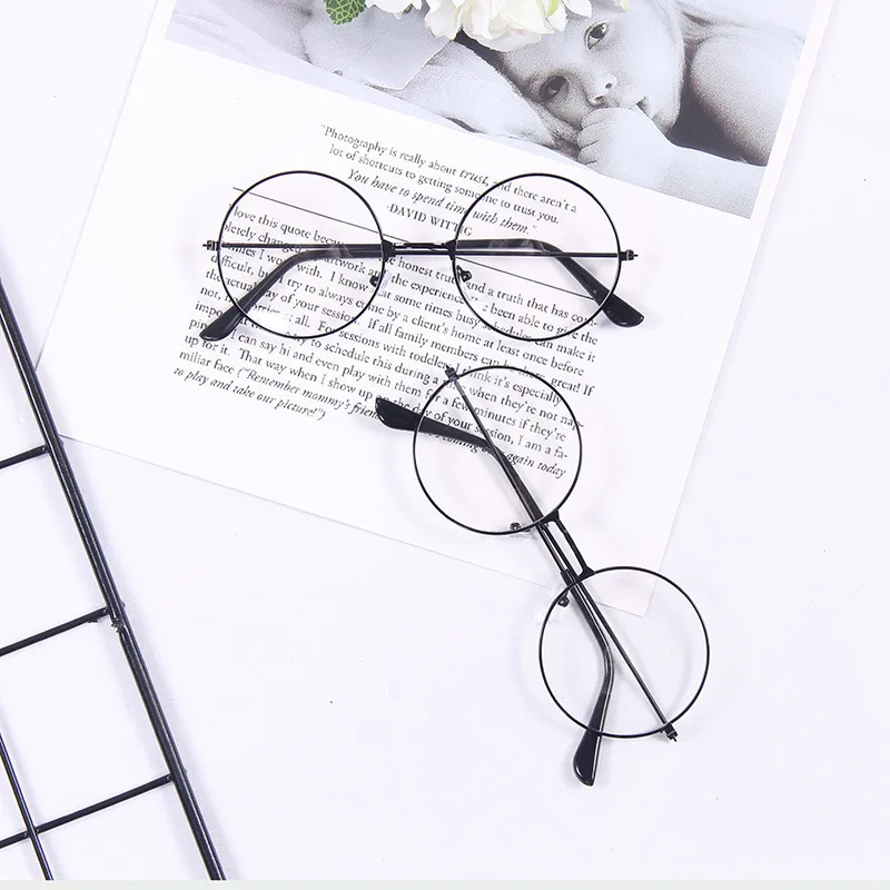 بسيطة الفن التصوير الدعائم الأسود إطار نظارات ملحقات ستوديو الصور التجميل أحمر الشفاه العطور الدائري التصوير الديكور
