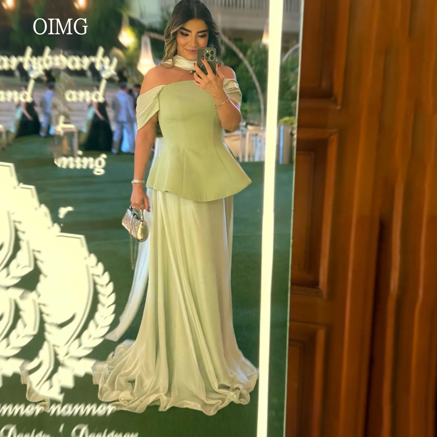 

OIMG Green Off The Shoulder A Line Prom Gowns Backless Ruffled Party Gown Long Evening Dress vestidos de festa Customized