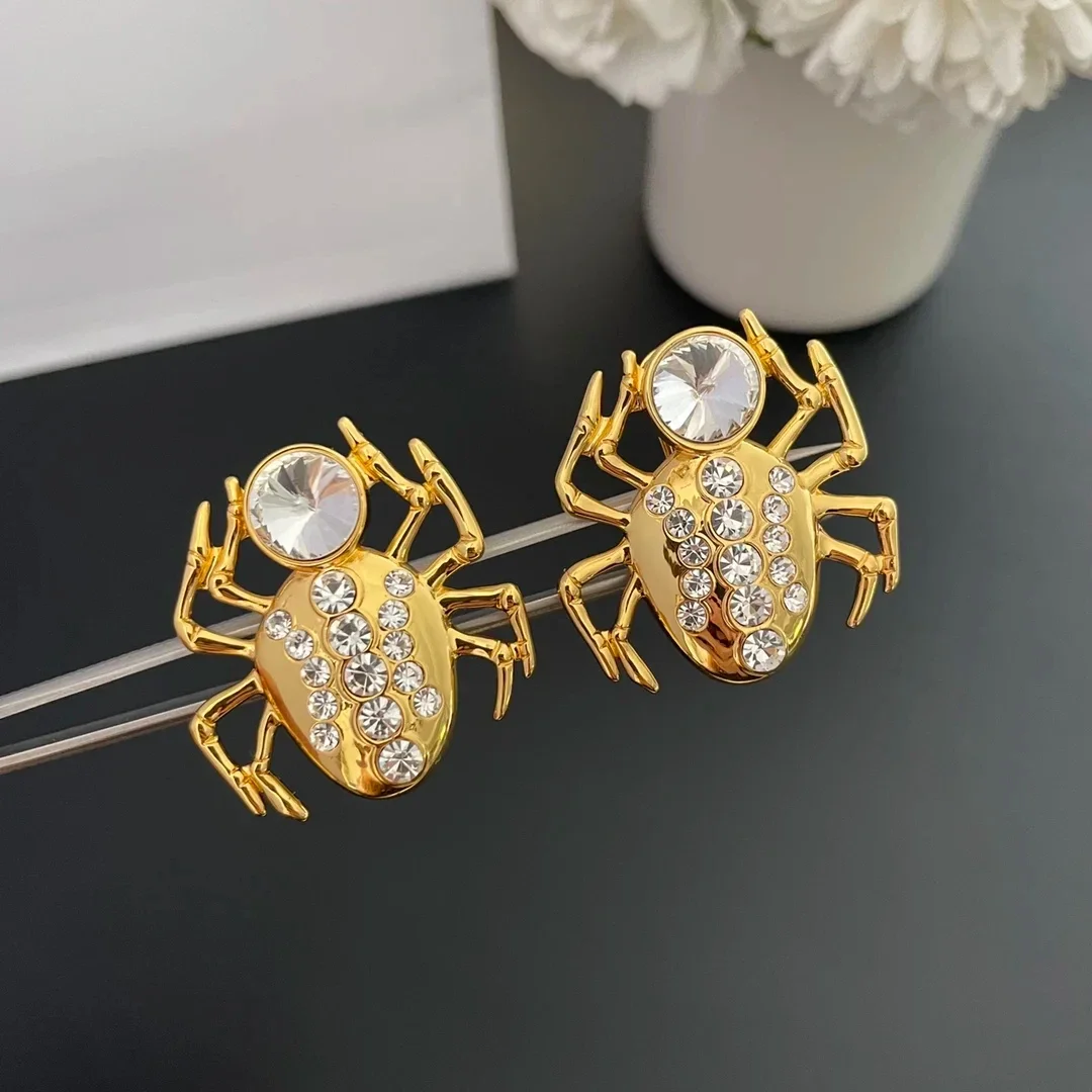 

Top Quality Europe America Fashion Designer Gold Colour Spider Crystal Ear Clip Earrings Women Trend Jewelry Accessories Gift