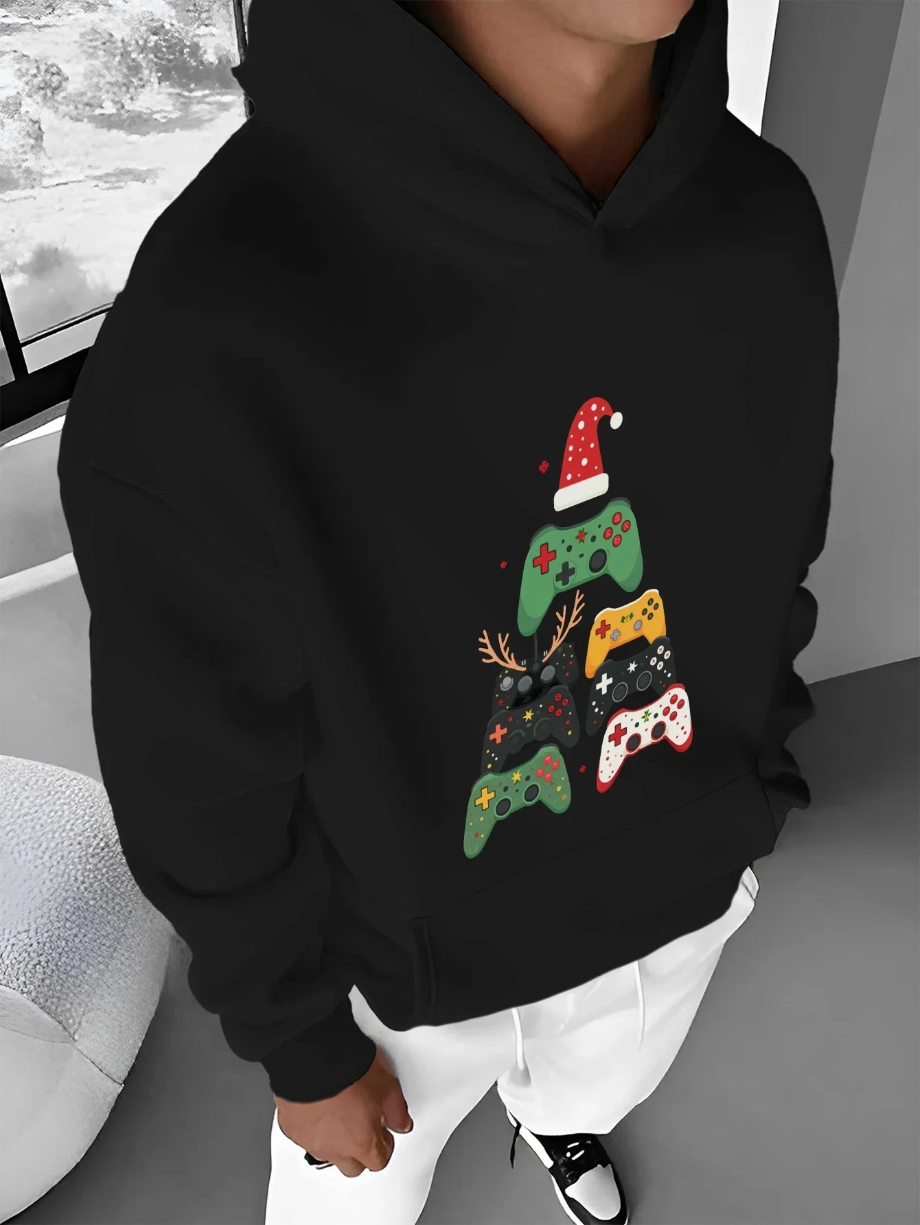 Funny Gamer Christmas Stacked‑up Gamepad Xmas Tree Santa Hat Graphic Hooded Sweatshirt Men Women Winter Casual Gaming Hoodie