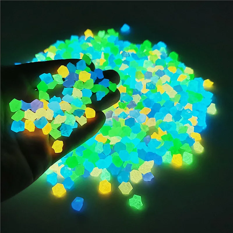 Imagem -02 - Pedras Luminosas para Decoração de Jardim Brilho no Escuro ao ar Livre Quintal Gramado Caminho Seixo Aquário Aquário Decoração 1000 Pcs