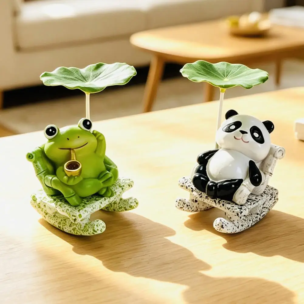 Cute Panda Figurines Frog Panda Figurine Cute Resin Bobble Chair Decor Lotus Leaf Design Ornament Stress Relief Desk Accessory