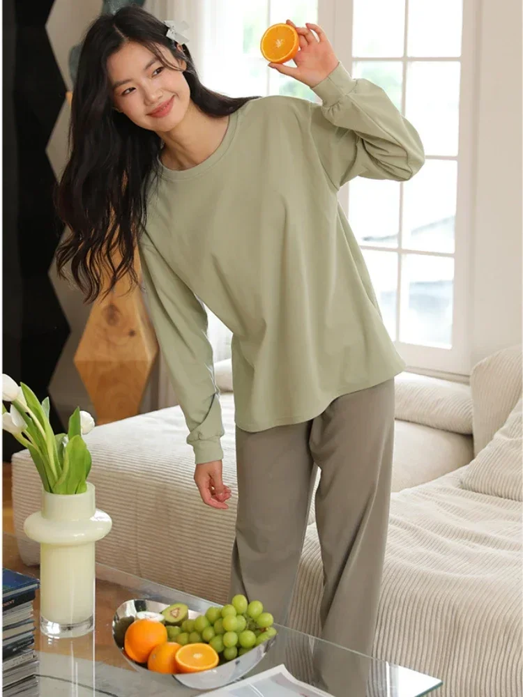 Homewear setelan Pullover wanita, piyama atasan lengan panjang leher-o longgar warna kontras beludru musim gugur dan musim dingin