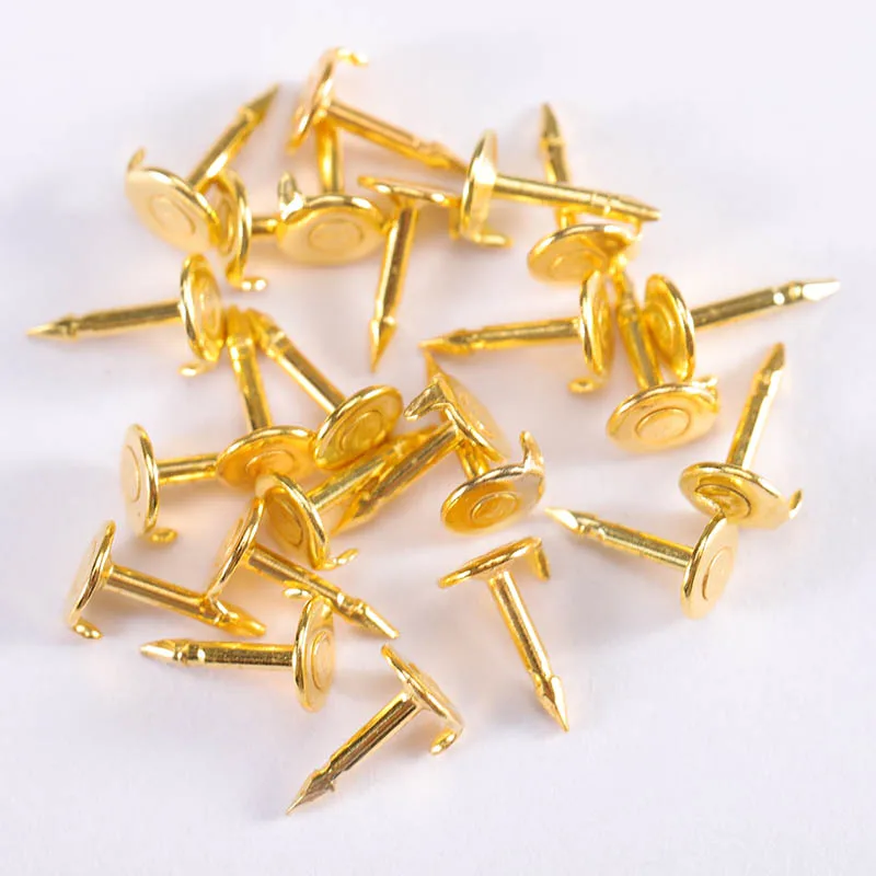 Variant: Gold Pins
