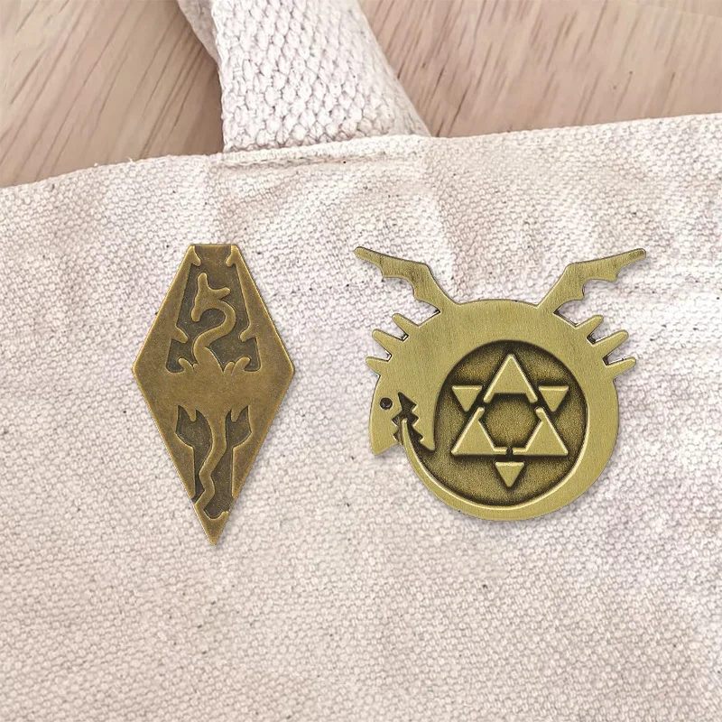 Vintage Drachen-Alchemie-Symbol Emaille-Abzeichen Antikes Metall Graviertes Muster Reversnadel Deko-Brosche Accessoire Geschenk – Detail 3