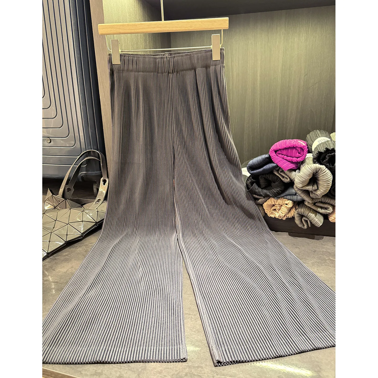Miyake Pleated 2025 Pants for Women's Autumn New Style, Loose High Waisted Straight Leg Pants, Casual Wide Leg Commuting Style