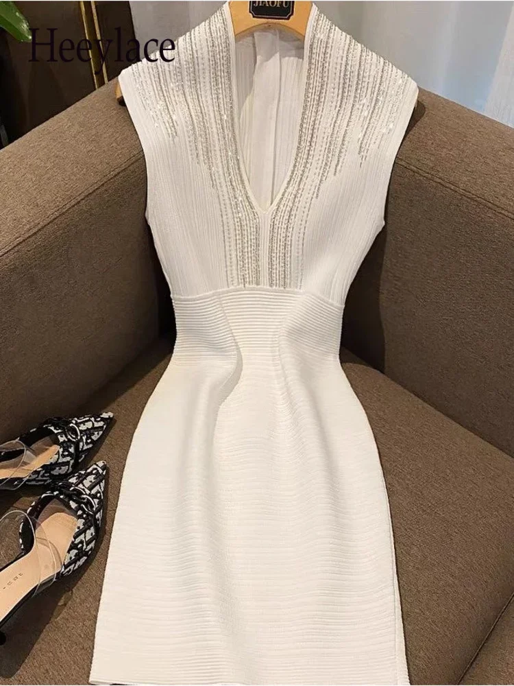 Mini robe d'été pour femmes, diamants, Sexy, décolleté en v profond, sans manches, élégante, taille haute, robe de soirée, vêtements pour femmes