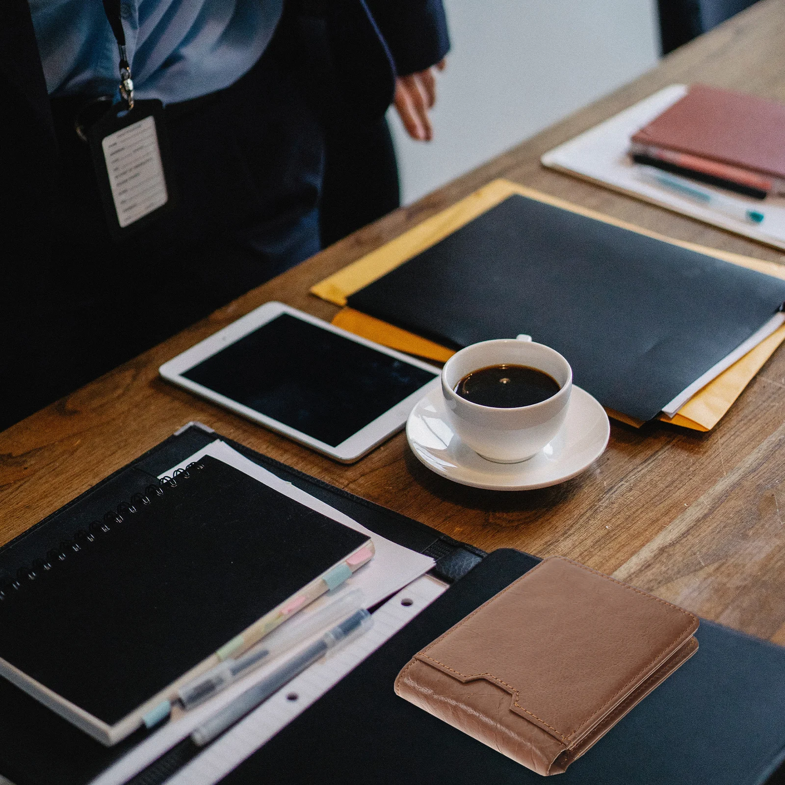 Slim Wallet for Men with Rfid Protection Vintage Bifold Design 4 by 3 Inches Compact Money Clip Organizer Purses