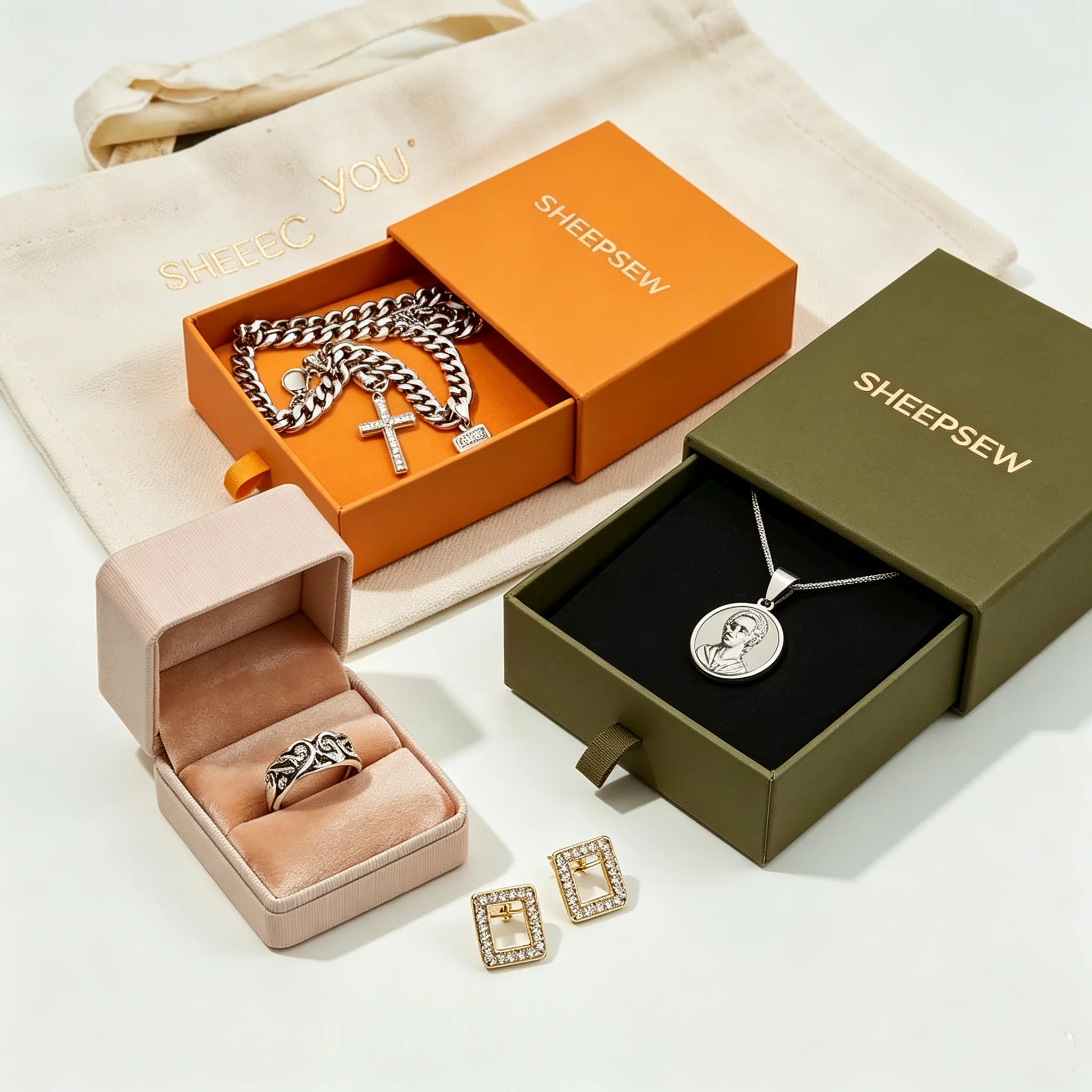 50pcs Sheepsew Wholesale Gree Jewellery Gift Rigid Paper Boxes Luxury Rings Necklaces Packaging Box Wtih Black Sponge