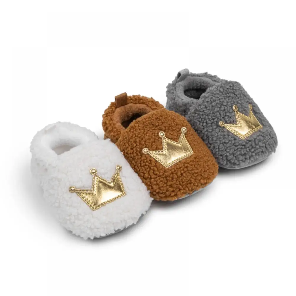 Winter New Newborn Baby's First Day Walking Shoes with Crown Pattern That Will Not Fall Off Shoes, Baby Soft and Warm Fur Shoes