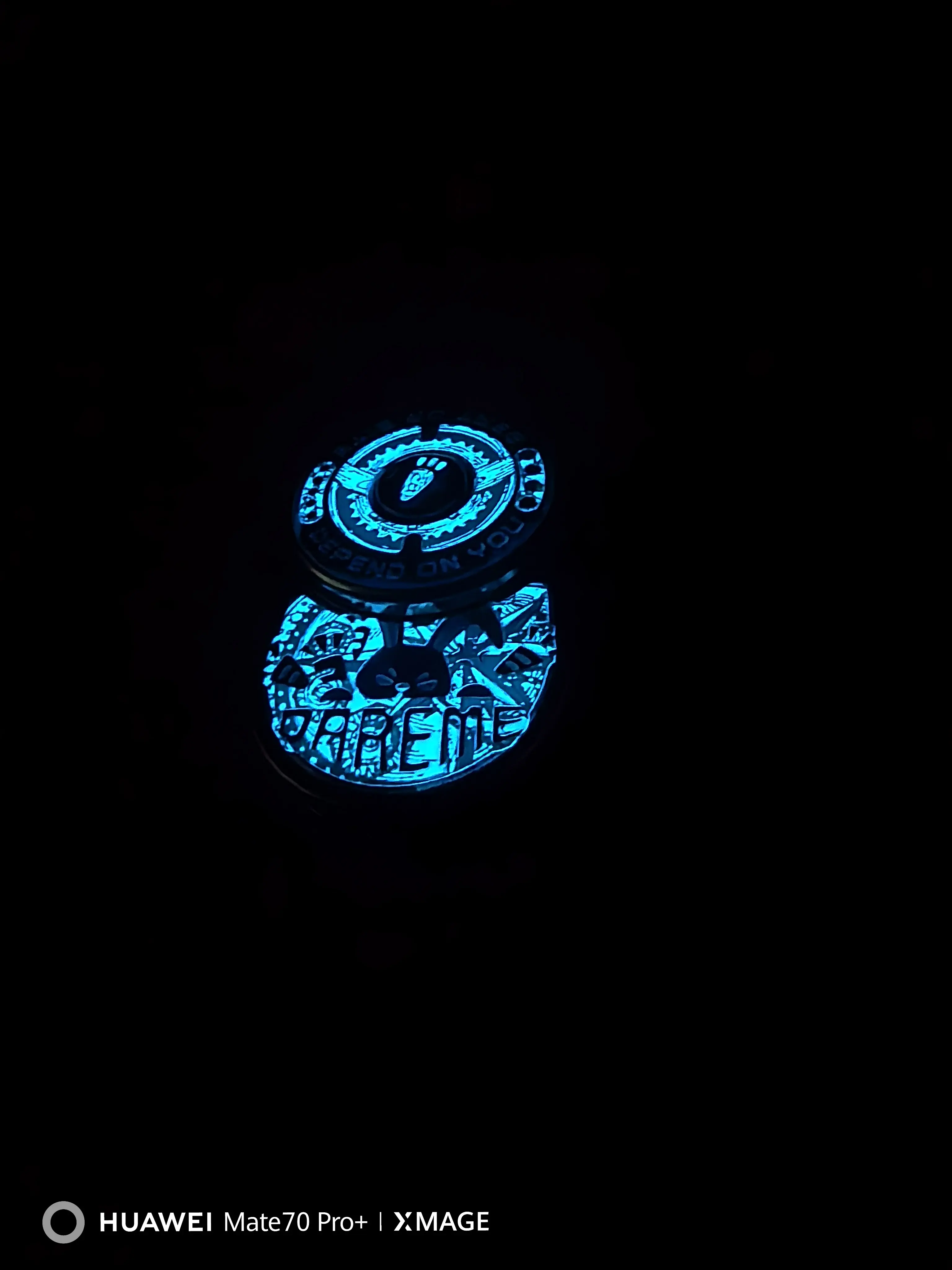 Used EDC MOTmix Zirconium Color Rabbit Genuine + Luminous Sealing Crystal, The Fineness Is As Shown in The Picture