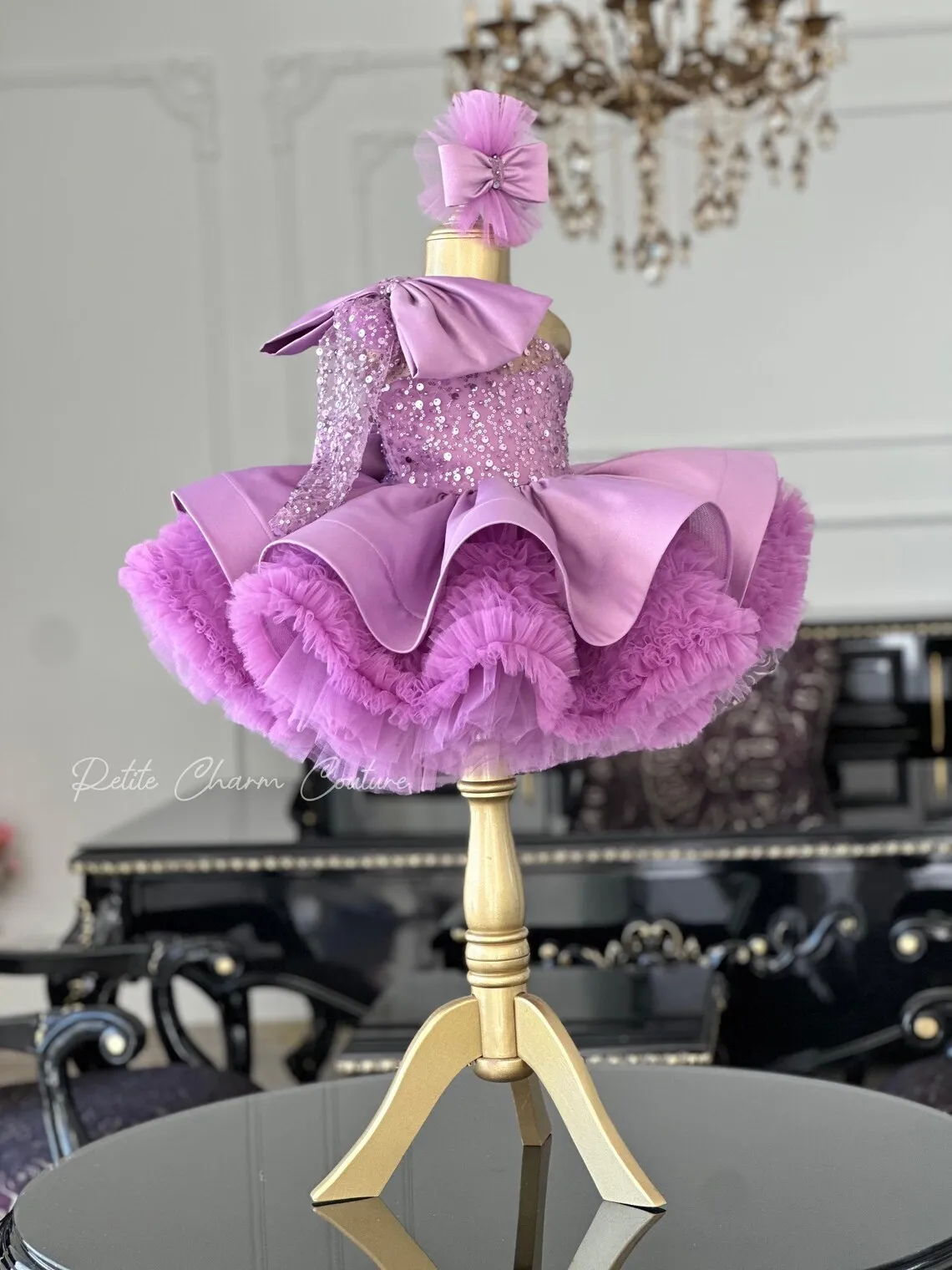 

Puffy Short Glitter One Shoulder Toddler Birthday Party Dresses Lavender Tulle Bow First Pageant Princess Flower Girl Dresses