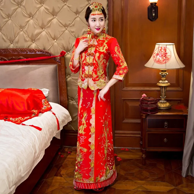 New Chinese-style wedding dress with Five Blessings